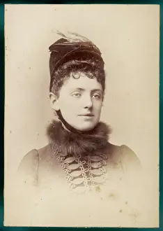 Airlie: COUNTESS OF AIRLIE