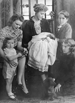 Snowdon: Countess of Rosse, four of her children and her Mother (Mrs