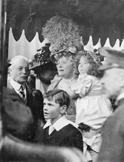 Margarets: Countess of Warwick at son's wedding