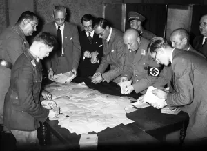 1933 1945: Counting the votes of the referendum on the Head of Stat