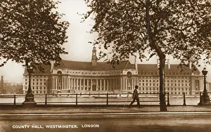 Knott: County Hall - Westminster, London