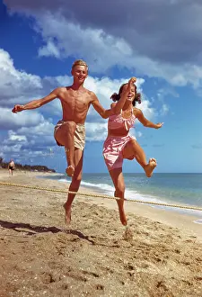 Carefree: couple - beach - lifestyles - Florida