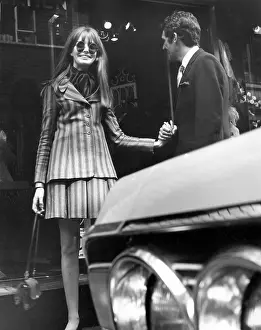 Suitably: A COUPLE ON CARNABY ST