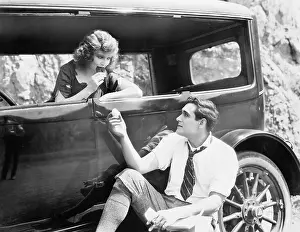Flirtatious: Couple having a picnic