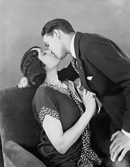 Seducing: Couple kissing passionately