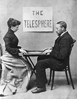Ouija: Couple using a Telesphere
