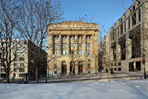 Haskell: Cour Municipale, Montreal, Quebec, Canada