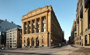 Haskell: Cour Municipale, Montreal, Quebec, Canada