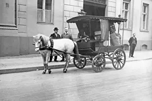 Courier: Courier coach of the Foreign Office in Berlin, 1926