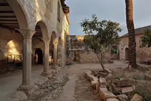 Arnaud: Courtyard, Mas del Bisbe, Bitem, Tortosa, Catalonia, Spain