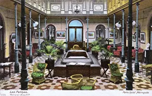 Canaria: Courtyard of the Metropole Hotel, Las Palmas, Gran Canaria