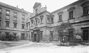 Patio: Courtyard of the Old Academy of Sciences, 1826-1840