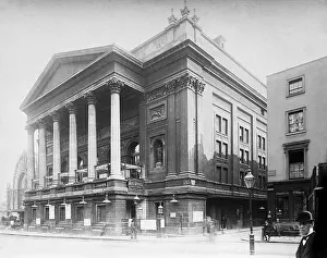 Playhouse: Covent Garden Opera in London