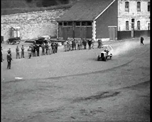 Allowing: A Crashable Car With A Circular Frame Allowing