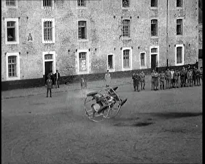 Allowing: A Crashable Car With A Circular Frame Allowing