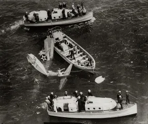 Passangers: Crashed Plane