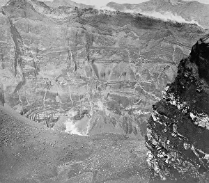 Tuff: Crater of Mt. Vesuvius, 1912