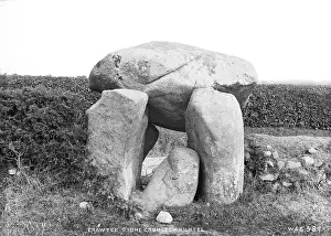 Cromlech: Crawtee Stone Cromlech, Kilkeel a Dolmen