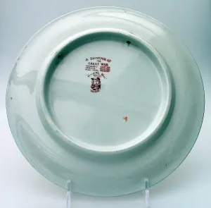 Grimwades: Cream pottery plate - The historical touch