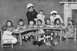 Mealtime: Creche for the children of munitions workers, WW1