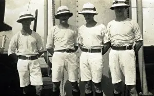 Minesweeping: Crew of HMS Cornflower, British minesweeping sloop