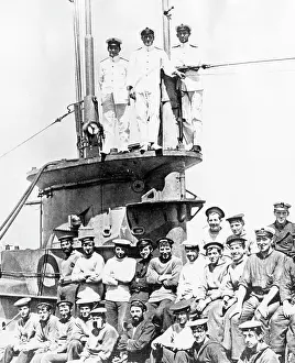 Gallipoli: Crew of HMS E11 submarine, WW1