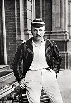 Graham Hales Colllection: CRICKETER, VERNON