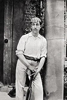 Graham Hales Colllection: CRICKETER, VIBART