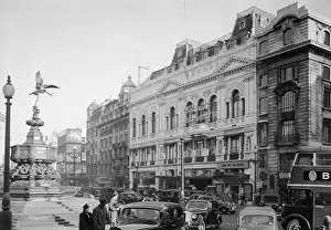 Photo Union Collection: Criterion Restaurant, Piccadilly