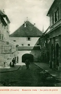 Zagreb: Croatia - Zagreb - The Stone Gate
