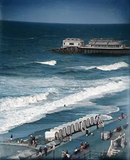 Atcolourisedpic: CROMER BEACH 1930S