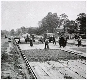 Cromwell Road Extension - Laying down the under-surface