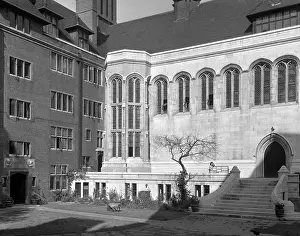 Madame Yevonde (mary Evans): Crosby Hall