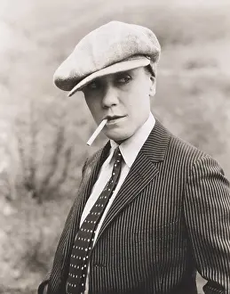 Newsboy: Cross dresser