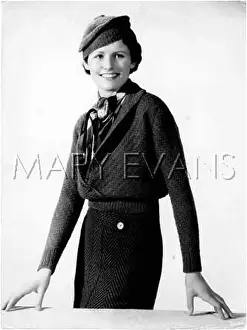 Shanter: CROSS-OVER CARDY 1935