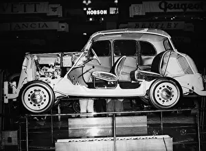 Trends: Cross-section of a Morris 8 at the Automobile show in London