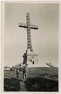 Unconventional: CROSS AT SINAIA, ROMANIA