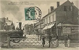 Mourmelon: CROSSING AT CHALONS