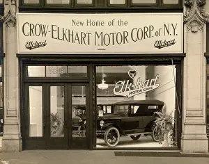 Elkhart: Crow Elkhart showroom