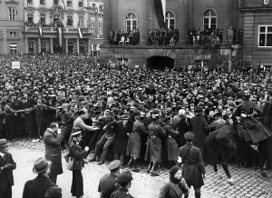 Implement: Crowd control on the Day of Potsdam, 1933