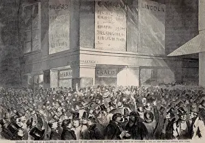Lcgr1808: Crowd gathered at the New York Herald office