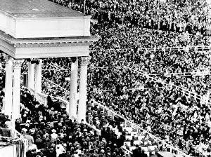 Csu 2012 10: Crowd at the Inauguration of Richard Nixon. ?