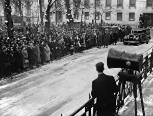 Outcome: A crowd in front of the Ministry of