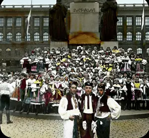 Wenceslas: Crowd - Wenceslas Square - Prague