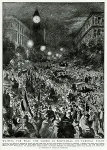 Suspense: Crowd in Whitehall, London, outbreak of WW1