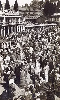 Darjeeling: Crowded bazaar, Darjeeling, India