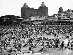 Wallasey: Crowded beach at New Brighton, Merseyside