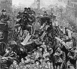 Carring: Crowds in a London street 1874