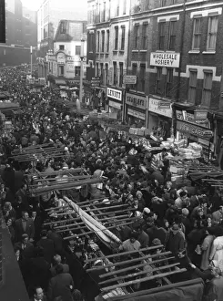 Highstreet: Crowds at a street market in London
