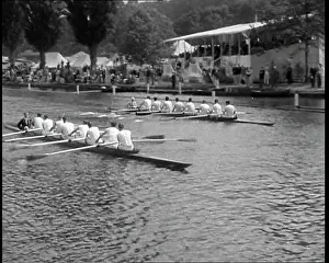 Henley: Crowds Watching the Henley Royal Regatta